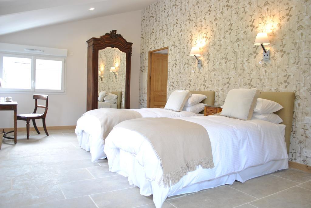 Le Manoir De La Vieille Douve Bed and Breakfast Bourg-d'Ire Camera foto